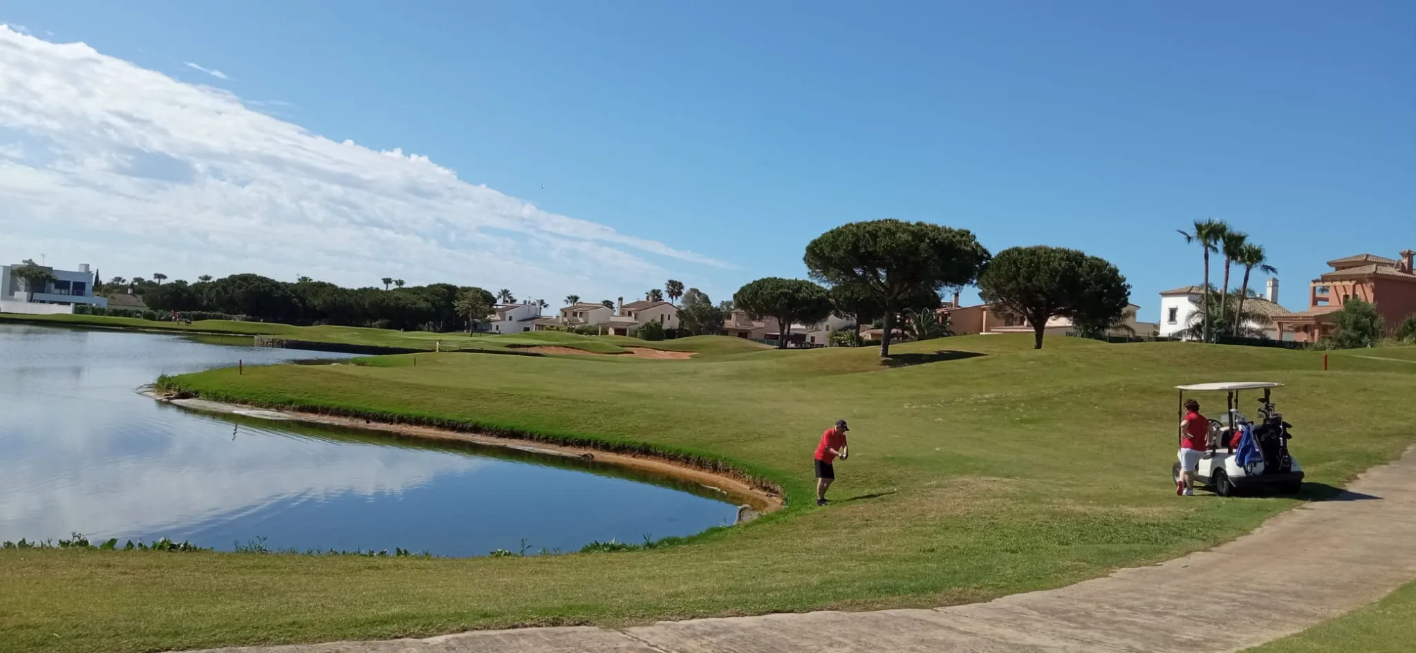 El recorrido de golf que enamora en la costa de Cádiz