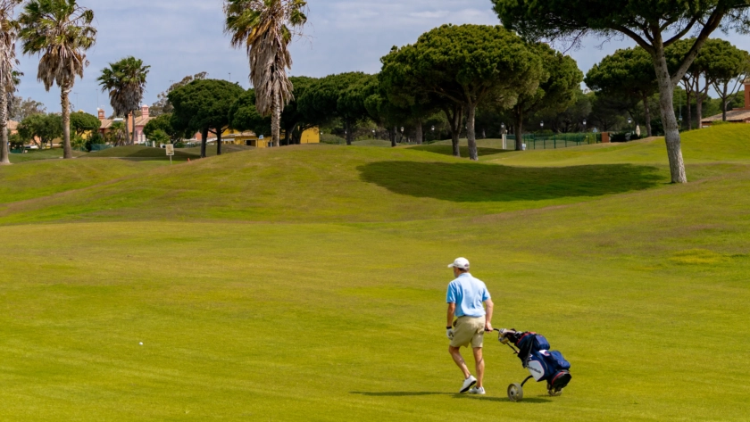 Golf sin prisas en Sancti Petri Hills